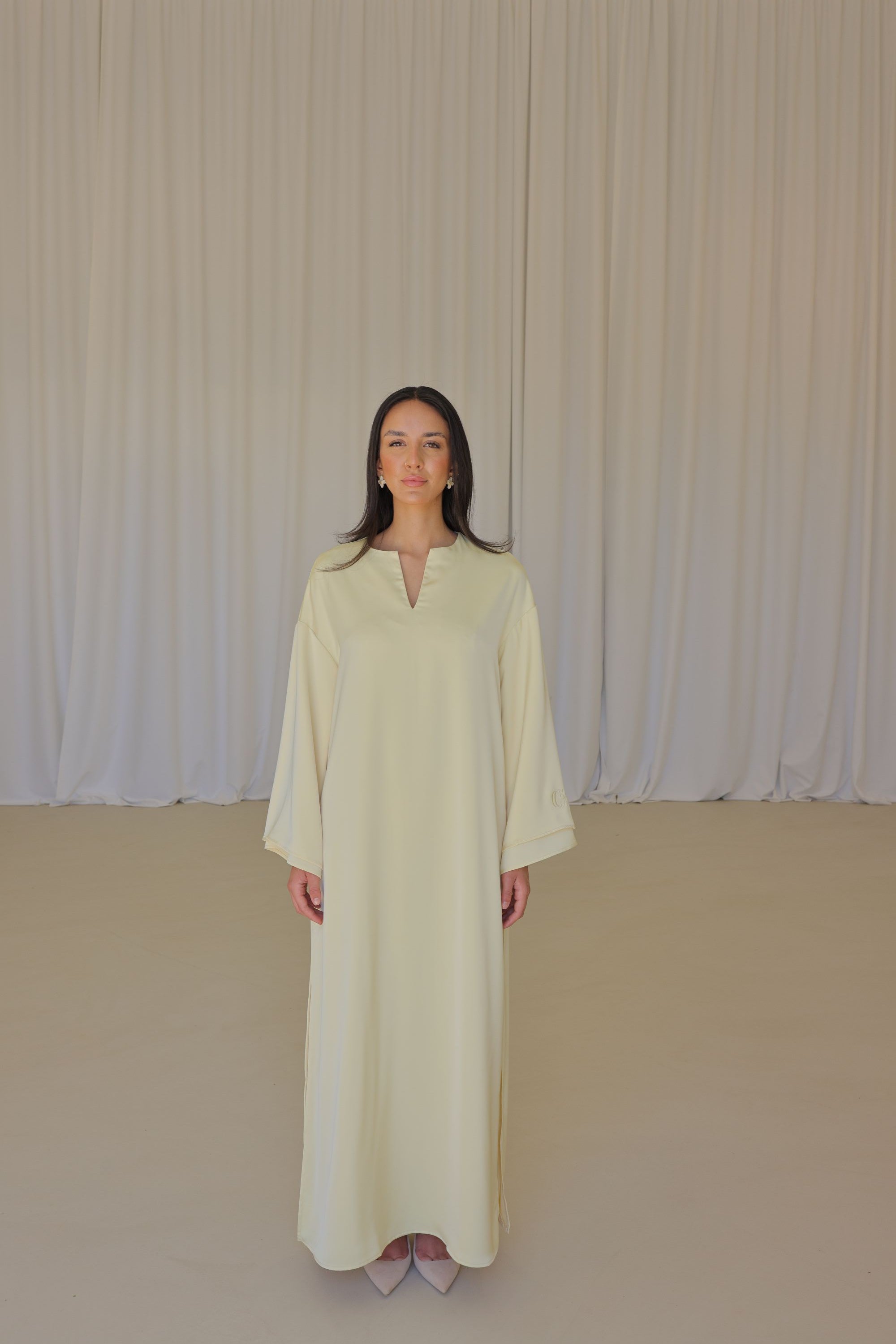 butter yellow satin dresses Vestido Maxi de Satn Norah - Butter Yellow