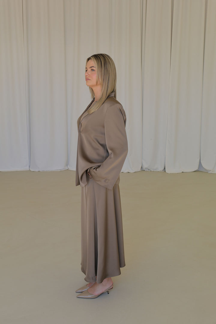 The Satin Skirt - BROWN